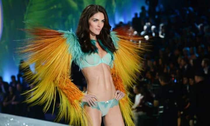 Hilary Rhoda: 5 Millionen US-Dollar
Die 27-Jährige darf sich ebenfalls zu den Top-Verdienerinnen unter den Supermodels zählen. Hilary Rhoda arbeitete unter anderem bereits für Nike und Hugo Boss, ebenso wie für Ralph Lauren und natürlich, wie könnte es anders sein, für Victoria's Secret.