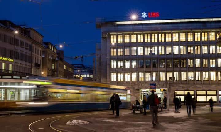 Rang 6: Zürich
Die Bankenstadt im Herzen von Europa kostet 509 Dollar am Tag. In der Schweiz ist das aber nur die zweitteuerste Location. Bloomberg