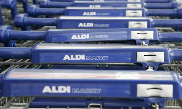 Platz 3: Familie Theo Albrecht jr. Der Sohn des gestorbenen Aldi-Nord-Gründers Theo Albrecht teilte sich das Erbe bis 2012 mit seinem ebenfalls verstorbenen Bruder Berthold (Vermögen: 16 Milliarden Euro).