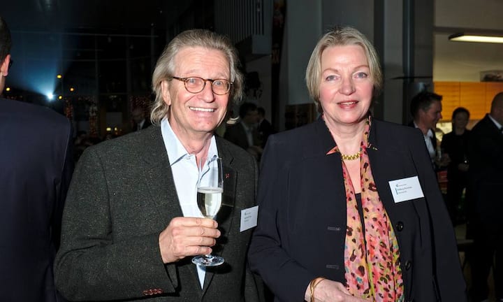 Leonhard Fopp, Inhaber, Dymas AG Business & Art Consulting;
Hildburg Porschke, Stv. CEO Medizinische Direktion, Oberwaid AG