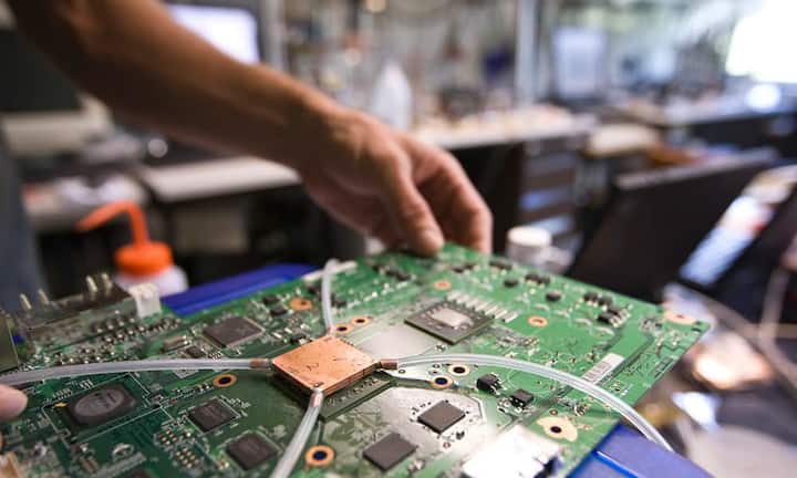 Platz 8: IBM…IBM. Denn auch der US-Konzern zahlt keinen Bonus.