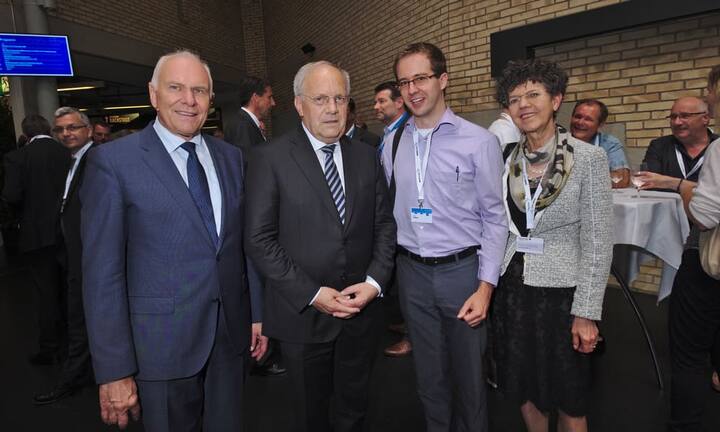 Hans Hess, Präsident, Swissmem;
Johann-Niklaus Schneider-Ammann, Bundespräsident;
Timo Hafner, Unternehmer, Gastros AG;
Hanna Muralt Müller, alt Vizekanzlerin