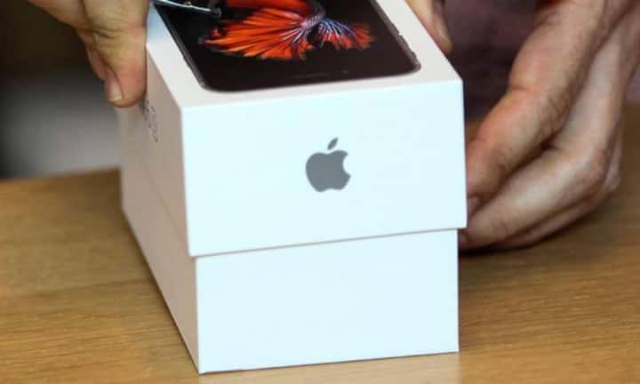 Platz 1: Apple ist mit grossem Abstand die wertvollste Marke der Welt. Dieses Jahr legte der Brand mit dem Apfel sagenhafte 43 Prozent zu. Wert aktuell: 170,3 Milliarden Dollar. Damit stammen die drei wertvollsten Marken allesamt aus den Vereinigten Staaten.