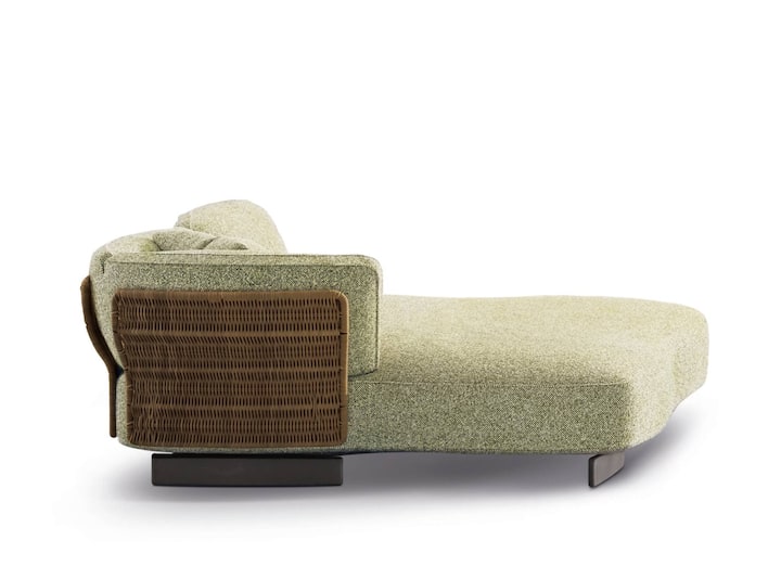 Saki: Das Outdoorpolstermöbel ist ein Entwurf von Nendo, dem berühmten Designstudio in Tokio.