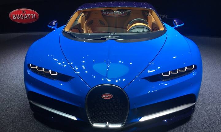 Bugatti hat zum Auftakt des Autosalons in Genf einen Flitzer der Superlative präsentiert: den Bugatti Chiron mit 6 Zylindern und stolzen 1500 PS.