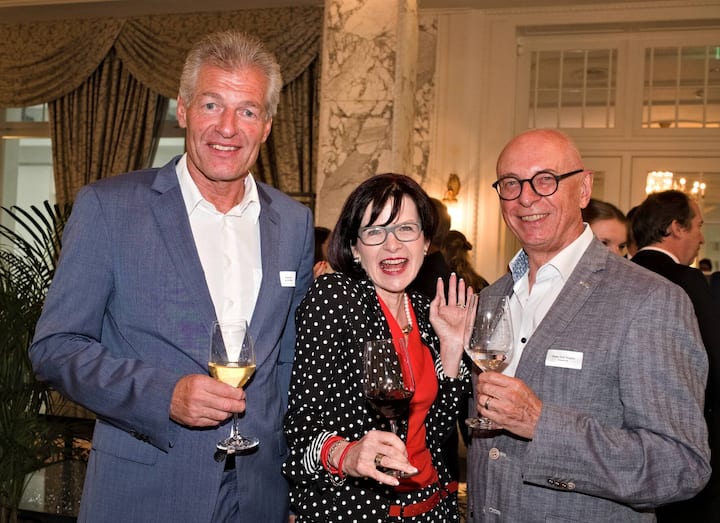 Heinz Karrer, economiesuisse; Sylvia Raguth, Mandat-in Vorsorge- und Finanzlösungen; Peter "Güfi" Küpfer, coach-in