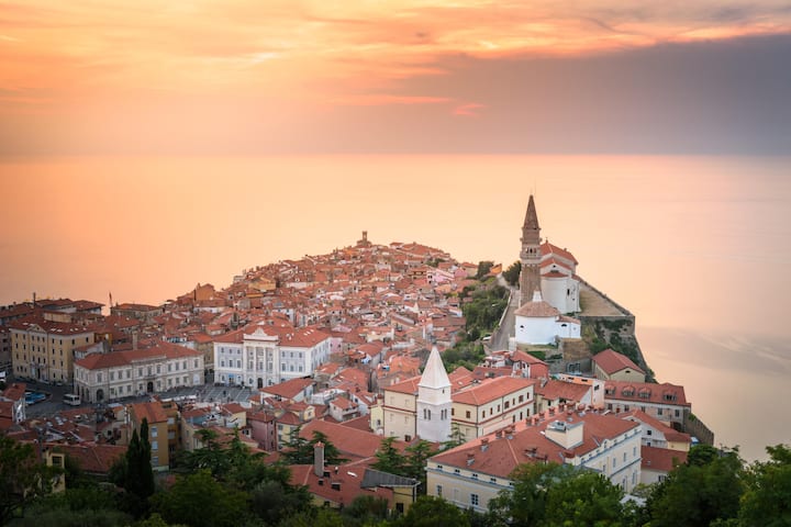 In Piran hat der Salzabbau Tradition.