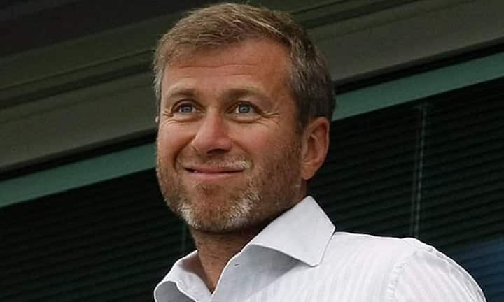 Platz 10: Einer der Käufer, der sich zu erkennen gibt, ist Roman Abramowitsch. Dem russischen Oligarchen war «Triptych» des irischen Künstlers Francis Bacon im Jahr 2008 86,3 Millionen Dollar wert. (Bild: Keystone)