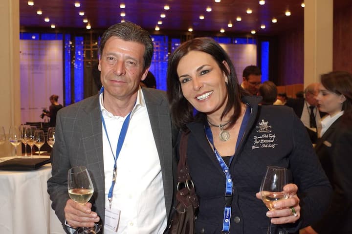 Peter E. Hoff-Lohmüller; Annette Lohmüller Hoff, Immobilienkauffrau