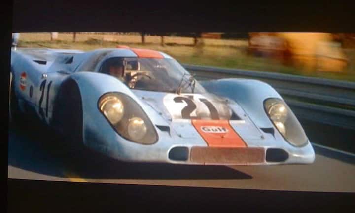 5. Rang: «Le Mans» (1971): Ferrari 512 gegen Porsche 917: In diesem Film über das legendäre 24-Stunden-Rennen in Le Mans drückt Steve McQueen, selbst ein passionierter Rennfahrer, kräftig aufs Gaspedal.