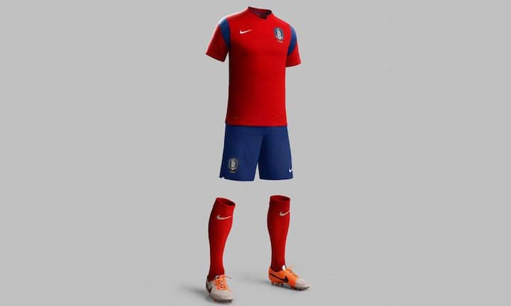 Top: Nike verantwortet das Tenue der Südkoreaner. Das Ensemble sieht sehr schlicht und elegant aus. Vor allem der kleine Stehkragen ist einmalig.