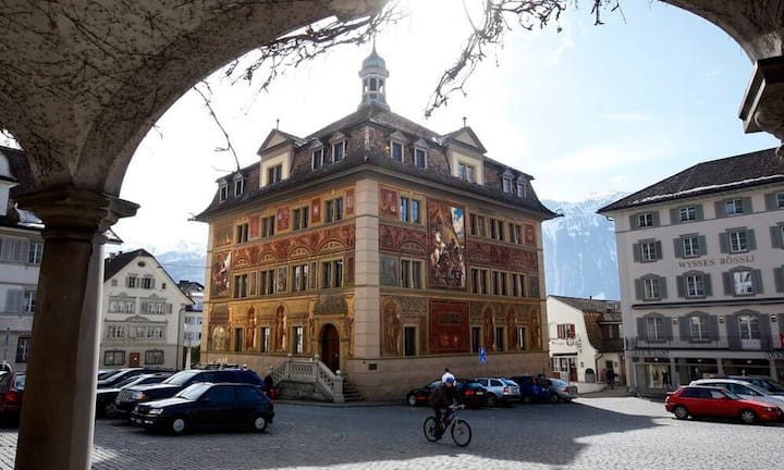 Platz 5: Schwyz - plus 58 Prozent