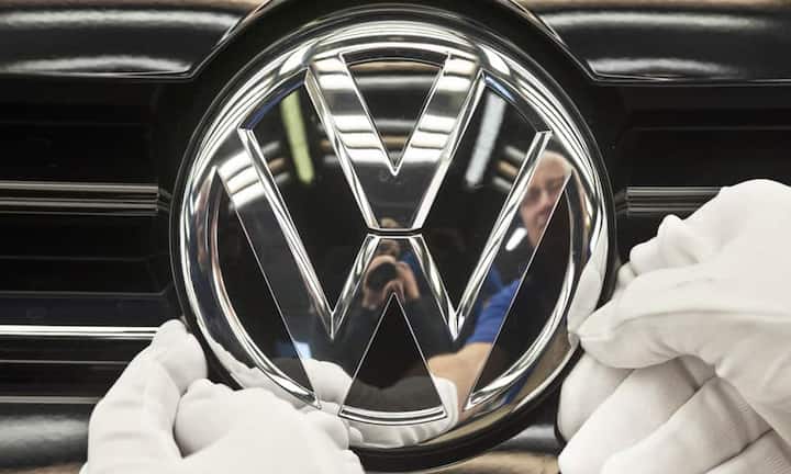 Der deutsche Hersteller Volkswagen hat im amerikanischen Automarkt hingegen ein eher schwieriges Jahr hinter sich. Im Gegensatz zu ihren Töchtern...