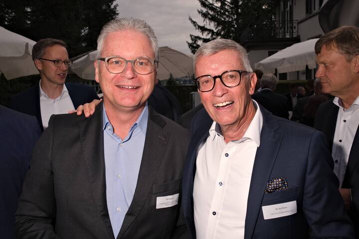 Riet Cadonau, Dormakaba International Holding AG;Ivo Furrer, Helvetia Holding AG