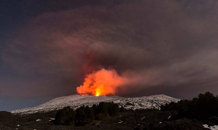 Das sind gemäss einer Untersuchung des Rückversicherers Swiss Re die 15 gefährdetsten Städte, denen grosser wirtschaftlicher Schaden durch Vulkanasche droht:
