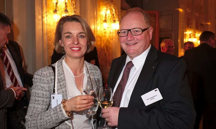 Ursula Nold-Meier, Präsidentin der Delegiertenversammlung MGB, Migros-Genossenschafts-Bund;
Hans Jürg Steiner, Partner & Leiter Standort Bern, KPMG AG