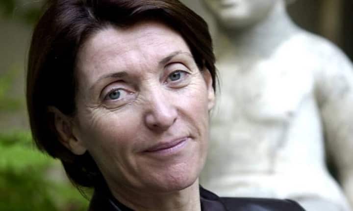 Platz 3: Marina PicassoVermögen: 1,5 bis 2 Milliarden FrankenMarina Picasso hat ihr Milliardenvermögen ihrem berühmten Grossvater Pablo Picasso zu verdanken, denn sie war eine von fünf erbberechtigten Nachkommen. Das Erbe umfasste vor allem Zeichnungen und Bilder des Jahrhundertmalers. Seit Jahren verkauft sie Stücke aus ihrem Besitz.Keystone