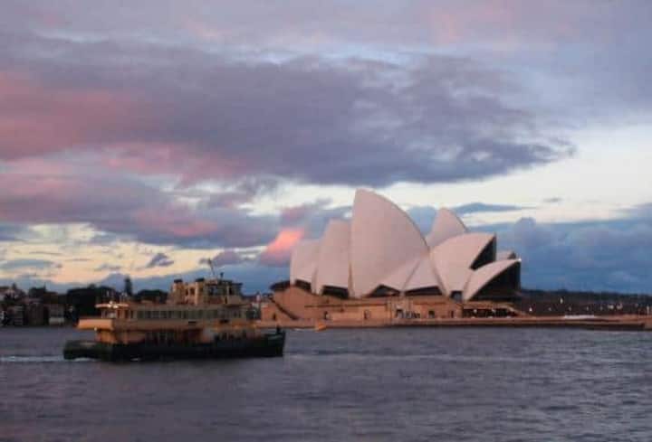 In Sydney ist das Risiko noch höher: 1,70. Viele Chinesen und andere Ausländer leisten sich eine Wohnung in der australischen Metropole und treiben das Preisniveau nach oben. Flickr/CC/Brent Fitzgerald