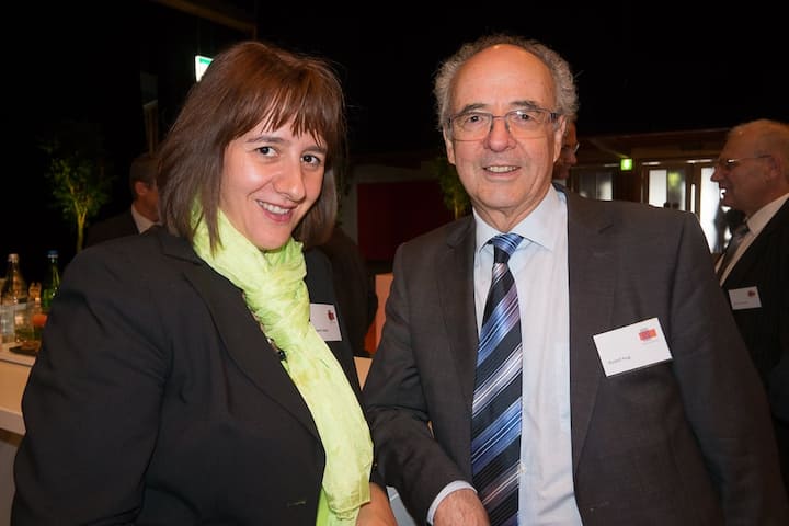 Jasmin Staiblin, Vorsitzende der Geschäftsleitung ABB Schweiz AG; Rudolf Hug, Präsident des Verwaltungsrates HT-Holding AG