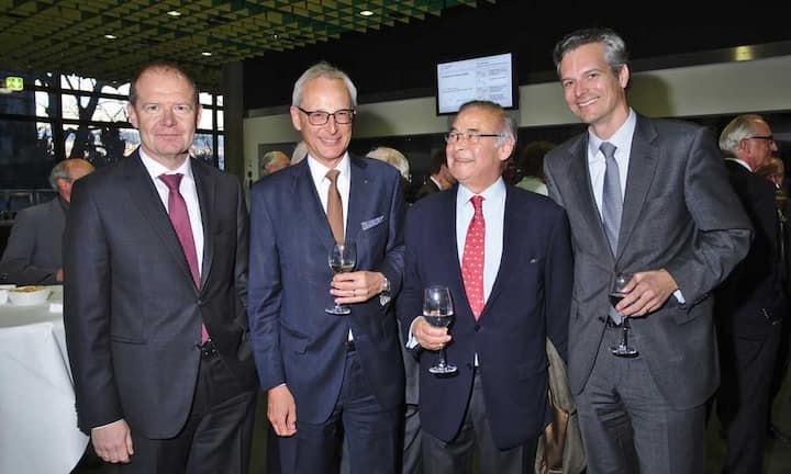 Valentin Vogt, Präsident, Arbeitgeberverband;
Heinz Waser, MBA Insead;
Andreas Keller, VRP, Diethelm Keller Holding AG;
Patrick Candrian, COO, Flughafen Zürich AG