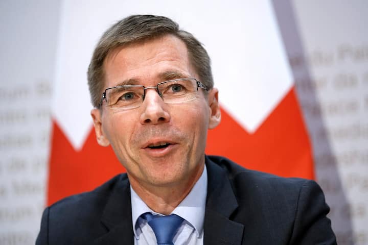 Joel Mesot, neuer Praesident ETH Zuerich, spricht waehrend einer Medienkonferenz, am Mittwoch, 24. Oktober 2018 in Bern. (KEYSTONE/Peter Klaunzer)