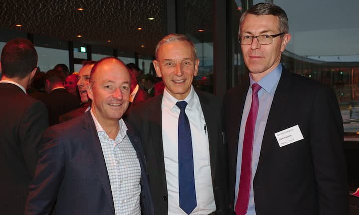 Frank Boller, CEO, green.ch AG;
Peter Moebius, Managing Director, Interxion (Schweiz) AG;
Libor Voncina, CEO, Sunrise Communications AG