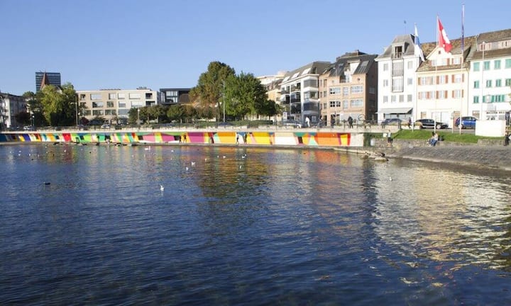 Platz 2: ZugIn Zug ist die Steuerbelastung tief, der Arbeitsmarkt ansprechend und die Erreichbarkeit gut (Vorjahr Platz 2).
Bild: Flickr/CC/Patrick Nouhailler