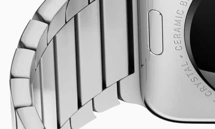 Drittes Verdikt: «Energie reicht gerade einmal für einen Tag»
Der Akku der kleineren Apple Watch hielt im Test der Stiftung Warentest nur 18 Stunden durch, der der grösseren rund 19 Stunden. Die beiden Sport-Modelle liefen jeweils eine Stunde weniger. Um den Akku voll zu laden, braucht es zwei Stunden. Die Konsumentenschützer überzeugte das nicht.