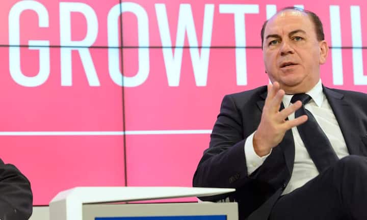 UBSVR-Präsident: Axel WeberMarktwert der Aktien, die der VR-Präsident hält: 6,4 Millionen FrankenMarktkapitalisierung der Firma: 50,7 Milliarden Franken