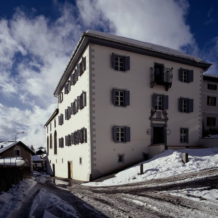 Chasa dal Guvernatur