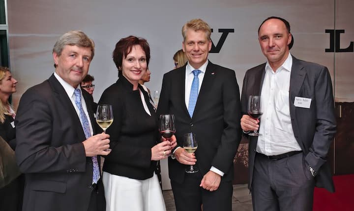 Daniel Weder, skyguide;
Christian Feistmann, Schweizerische Rückversicherungs-Gesellschaft AG;
Harry Hohmeister, Swiss International Air Lines Ltd.;
Stephan Nyfeler, AON