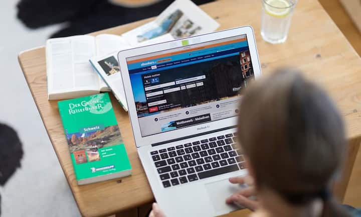 Ebookers – Buchungsplattform für Hotels, Flüge, Mietwagen und Aktivitäten plus BewertungenAnzahl Buchungen: keine AngabenNutzer pro Monat: keine AngabenEigentümer: Expedia