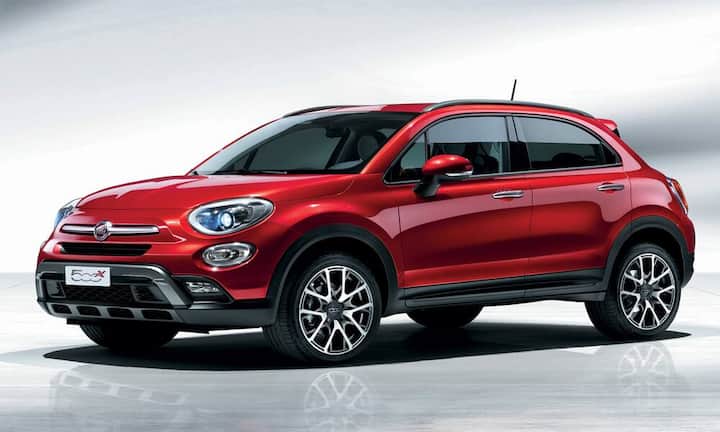 Der neue Ableger der 500er-Reihe von Fiat trägt das Kürzel X. Die neue Variante ist erst der zweite Fünftürer der erfolgreichen Modellreihe und ist in einer Strassen- und einer Offroad-Version erhältlich. Die Preise starten bei 19'900 Franken.