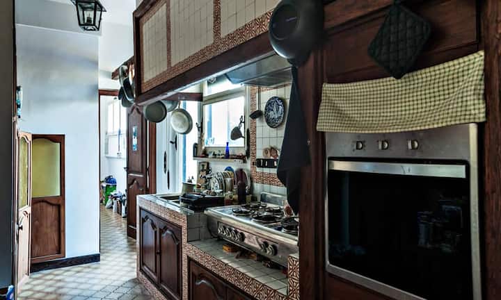 ...eine Wohnküche...