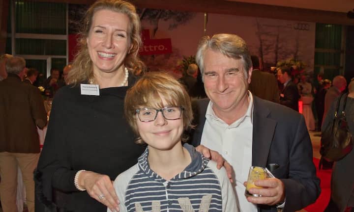 Riccarda Mecklenburg, Stiftung Züricher Journalistenpreis; Malte Mecklenburg, Schüler; Kaspar Loeb, Dynamics Group AG