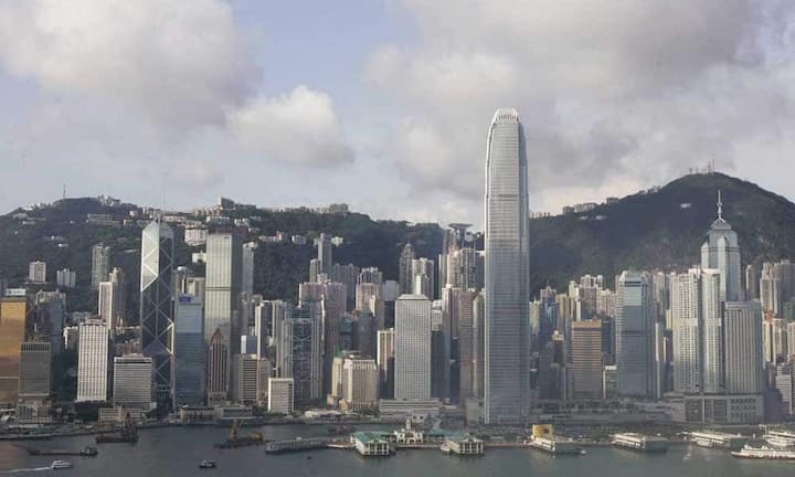 Platz 3: Bangkok - Thailand: 17,47 Millionen Besucher
Den Anfang des Podestes macht die Thailändische Metropole Bangkok. Mit 10,4% mehr Besuchern verglichen zum Vorjahr verbucht die Stadt ausserdem den höchsten Anstieg der Top 10 Städte.