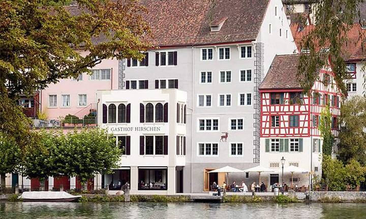 Rang 7: Gasthof Hirschen, Eglisau. Das Romantik Hotel Gasthof Hirschen liegt im hübschen Städtchen Eglisau, zwischen Rhein und Rebbergen. Im diesjährigen BILANZ-Rating kletterte das Spitzenhotel von Platz 10 auf den 7. Platz.