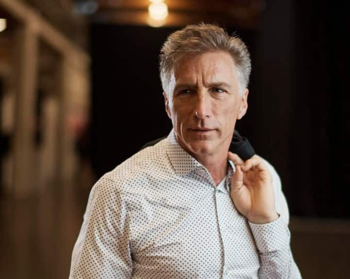 Porträt von Bracken P. Darrell, CEO von Logitech.