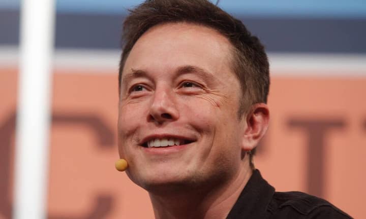 Die grossen Ambitionen von Elon Musk sind kein Geheimnis. Er leitet nicht nur eine der berühmtesten Elektroauto-Marken der Welt, mit seinem Weltraum-Unternehmen SpaceX will er künftig auch Satelliten ins All schiessen. Investoren ist das Unternehmen rund 12 Milliarden Dollar wert.