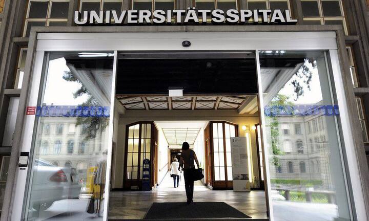 Bei den Studenten der Fachrichtungen Gesundheitswesen und Medizin tauschen das Universitätsspital Zürich (USZ) und das Inselspital Bern die Plätze. Das Inselspital muss sich dieses Jahr dem USZ geschlagen geben.
