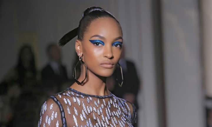 Jourdan Dunn: 4 Millionen US-Dollar
Die Engländerin ist eines der Kampagnengesichter des englischen Traditionshauses Burberry. Sicherlich kein schlechter Verdienst für die 24-Jährige.