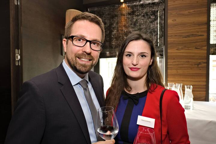 Livio Bundi, Rechtsanwalt, Bratschi  ZÃ¼rich;Viktoria KÃ¶stler, KÃ¼nstlerin, RedOutside