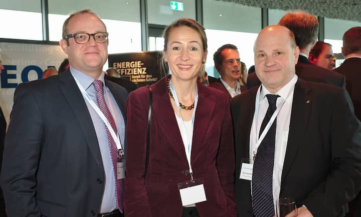 Kai Adam, Abteilungsleiter Europäische Angelegenheiten, swissgrid ag;
Benedicta Aregger, Senior Manager Political Affairs, swissgrid ag;
Hans-Jörg Schneider, Diplom-Ingenieur, Schneider Ingenieur-Beratung