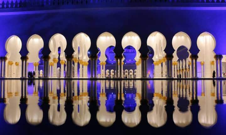 Platz 2: Abu Dhabi
Die Hauptstadt des gleichnamigen Emirats gehört zu den modernsten Städten der Welt – das macht sie zum Favoriten der Millennials als Wohnort.