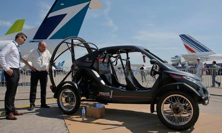 Fliegende Autos wie dieser Pegasus 1 des französischen Unternehmers Jérôme Dauffy sind in diesem Jahr in Mode. Ob sie sich irgendwann durchsetzen, ist heute indes noch schwer abzuschätzen.