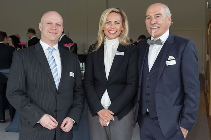 Peter Petrin, SIB; Gisela Kaschner; Reto Gurtner, Weisse Arena AG