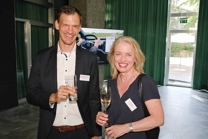 Von links: Christoph Wenk Bernasconi, SWIPRA Services, Trusted Board Advisors AG; Giuliana Hug, Engel & Völkers Properties AG Zug