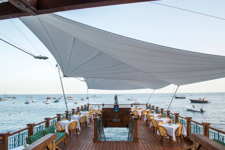 Angesagtes Feinschmeckerlokal der Amalfi-Küste