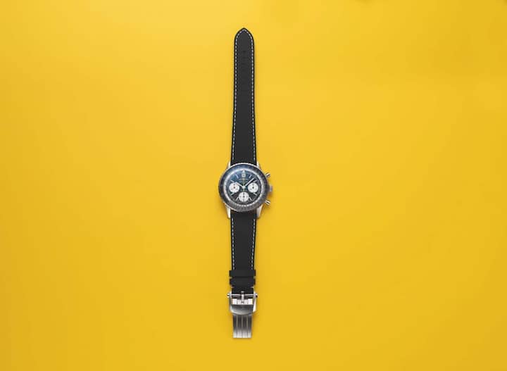 Navitimer B01 Chronograph Aston Martin Aramco Formula OneTM Team