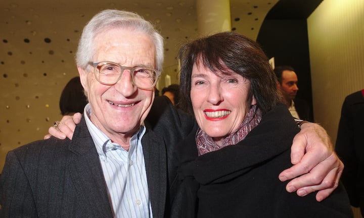 Rolf Lyssy, Filmemacher;
Madeleine Hirsiger, Moderatorin des Abends
Bilder:Markus Senn